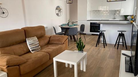 Foto 2 de Ático de alquiler en Calle Tenderina Alta, 42, Fozaneldi - Tenderina, Asturias