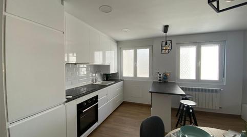 Foto 5 de Ático de alquiler en Calle Tenderina Alta, 42, Fozaneldi - Tenderina, Asturias