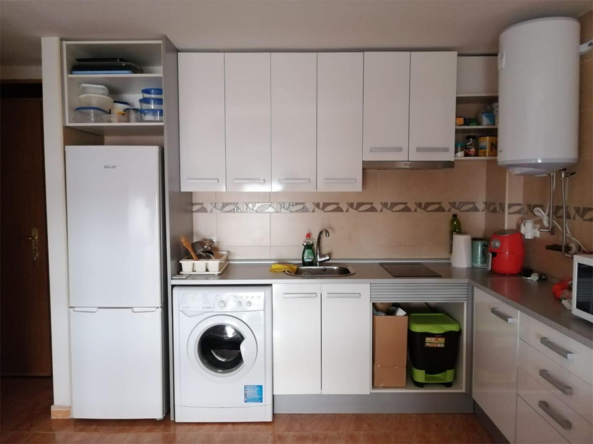 Study to rent in Calle del Lirio, 19, El Perchel Kitchen of Study to rent in Ciudad Real Capital