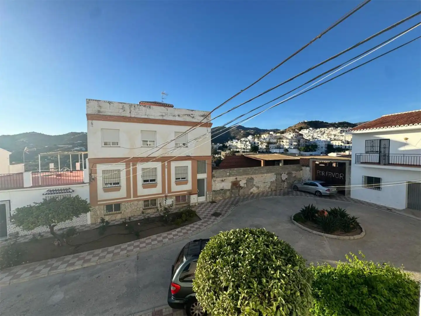 Casa adosada en venta en Calle Hospital, 12, Torrox Pueblo Vista exterior de Casa adosada en venta en Torrox con Terraza y Balcón