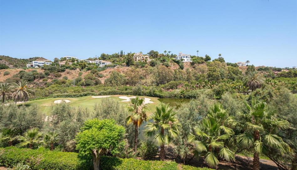 Casa adosada de alquiler en Avenida del Prado, 101, Aloha, Málaga - imagen 1 Foto 1 de Casa adosada de alquiler en Avenida del Prado, 101, Aloha, Málaga