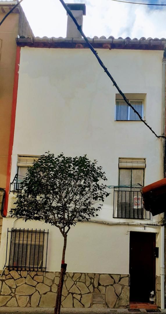 Casa adosada en venta en Calle Ermita, 1, Sotillo de la Adrada Vista exterior de Casa adosada en venta en Sotillo de la Adrada con Aire acondicionado y Balcón