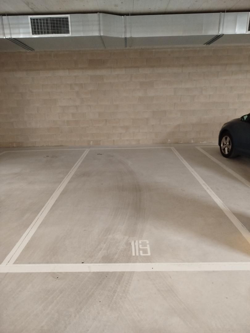 Parking of Garage to rent in Huarte / Uharte
