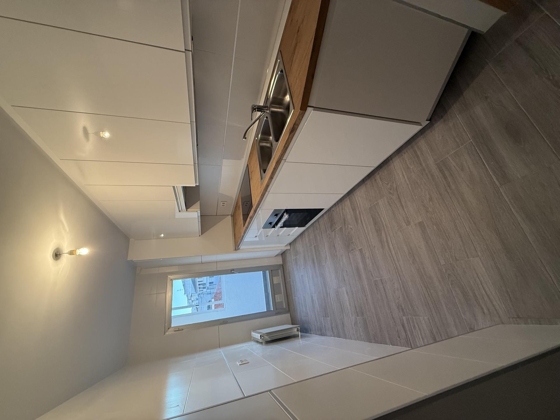 Pis de lloguer a Calle José Ramón Díez de Revenga, 3, Pozo Cañada Cuina de Pis de lloguer en Pozo Cañada amb Aire condicionat, Calefacció i Moblat