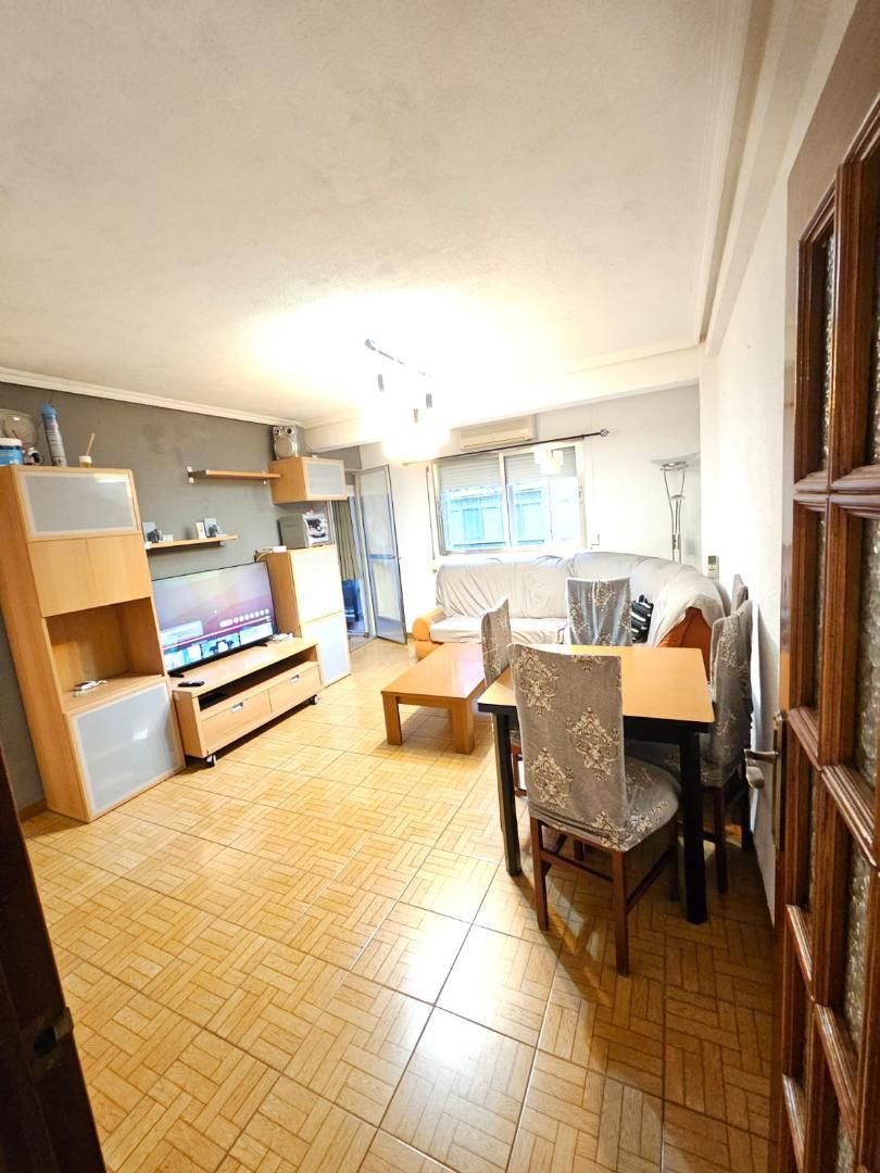 Sala de estar de Piso para compartir en Parla con Calefacción, Terraza y Amueblado