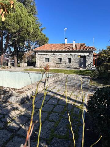 Casa-chalet en Venta en Calle el Boalo, 10 en Polideportivo Colonia