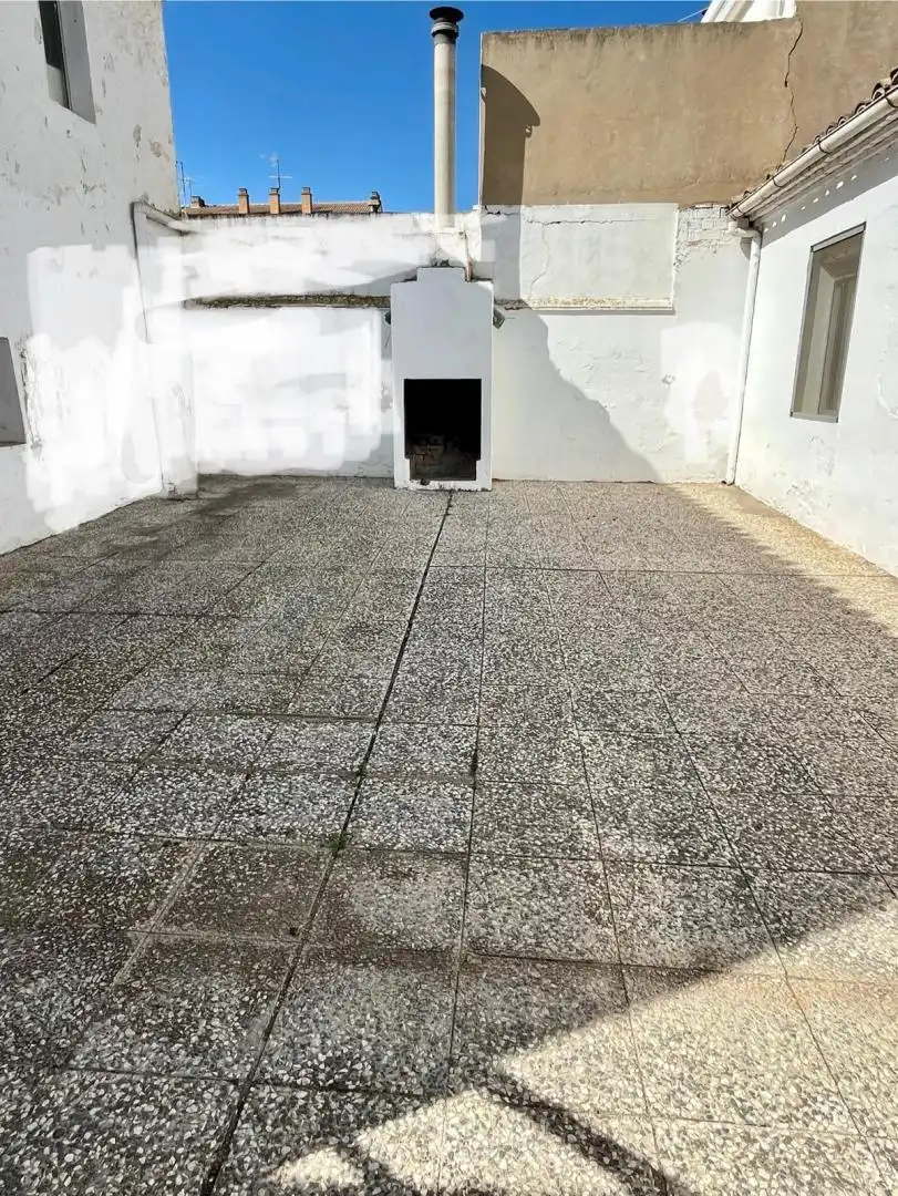 Detached homes for sale in Calle Manifestación del Reino, 41, Alagón Terrace of Detached homes for sale in Alagón with Heating, Terrace and Storage room