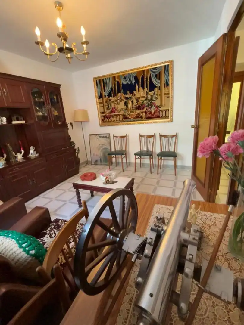 Detached homes for sale in Calle Manifestación del Reino, 41, Alagón Dining room of Detached homes for sale in Alagón with Heating, Terrace and Storage room