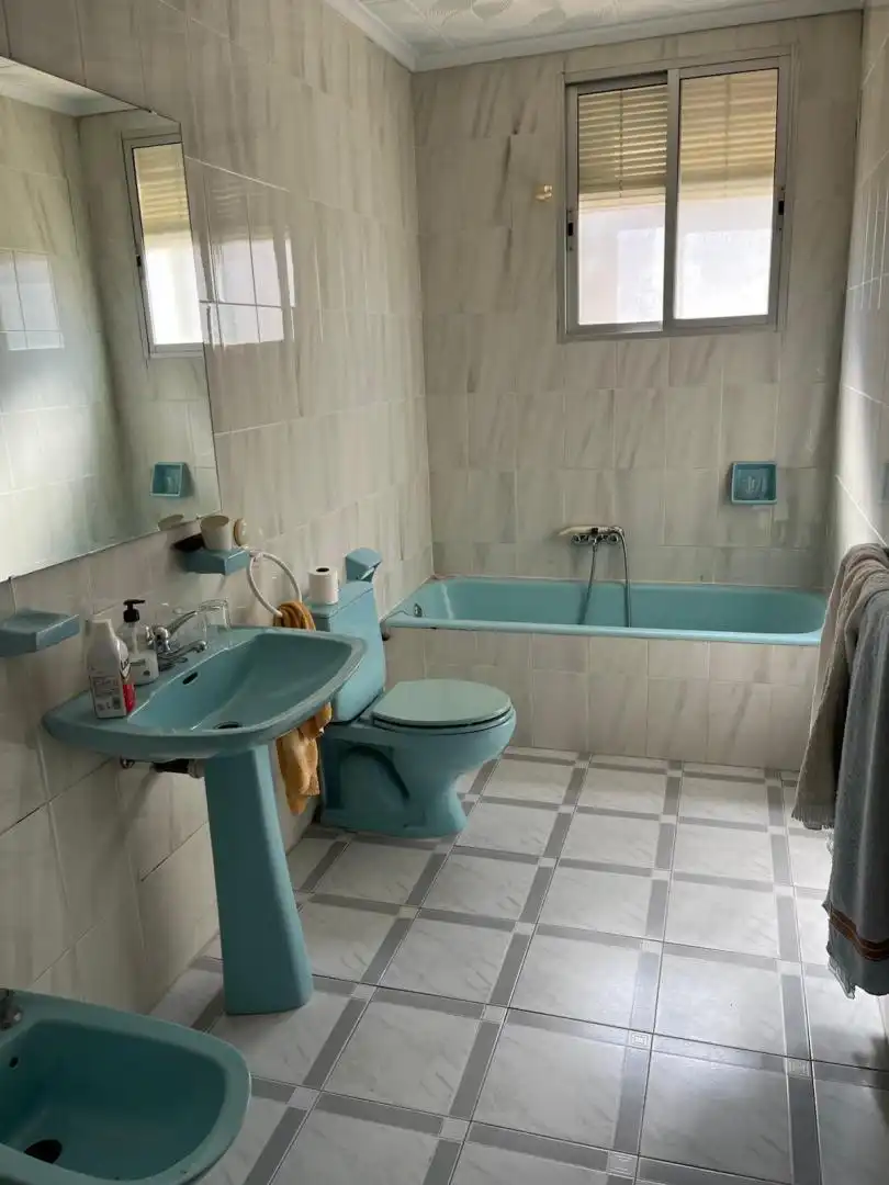 Detached homes for sale in Calle Manifestación del Reino, 41, Alagón Bathroom of Detached homes for sale in Alagón with Heating, Terrace and Storage room