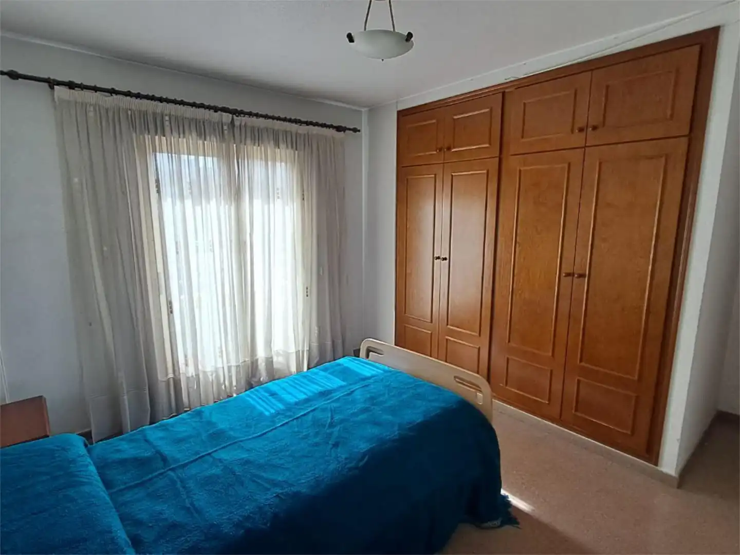 Casa adosada en venta en Calle Miguel Hernández, 24, Almoradí Habitación de Casa adosada en venta en Almoradí