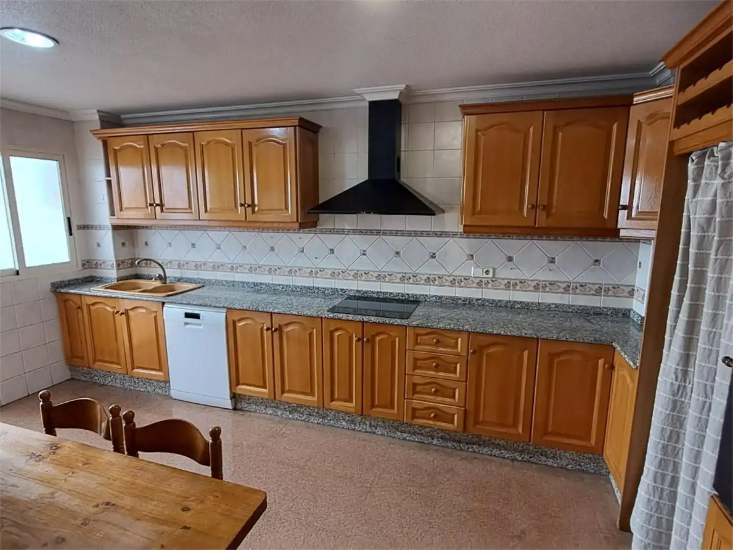 Casa adosada en venta en Calle Miguel Hernández, 24, Almoradí Cocina de Casa adosada en venta en Almoradí