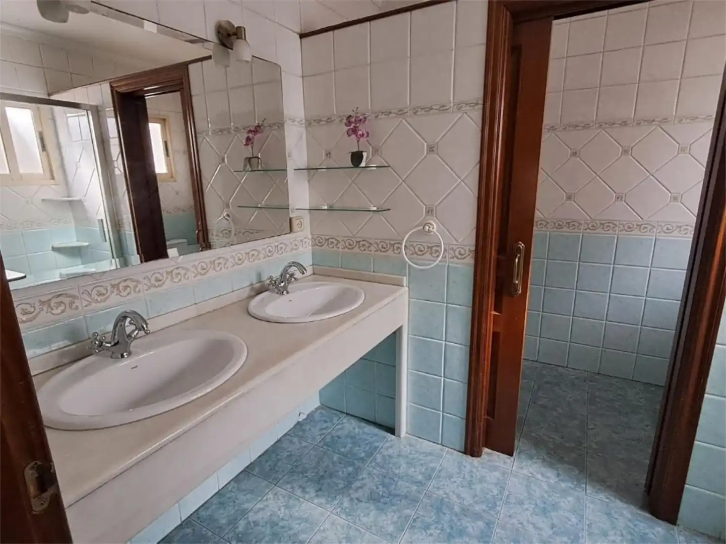 Casa adosada en venta en Calle Miguel Hernández, 24, Almoradí Baño de Casa adosada en venta en Almoradí