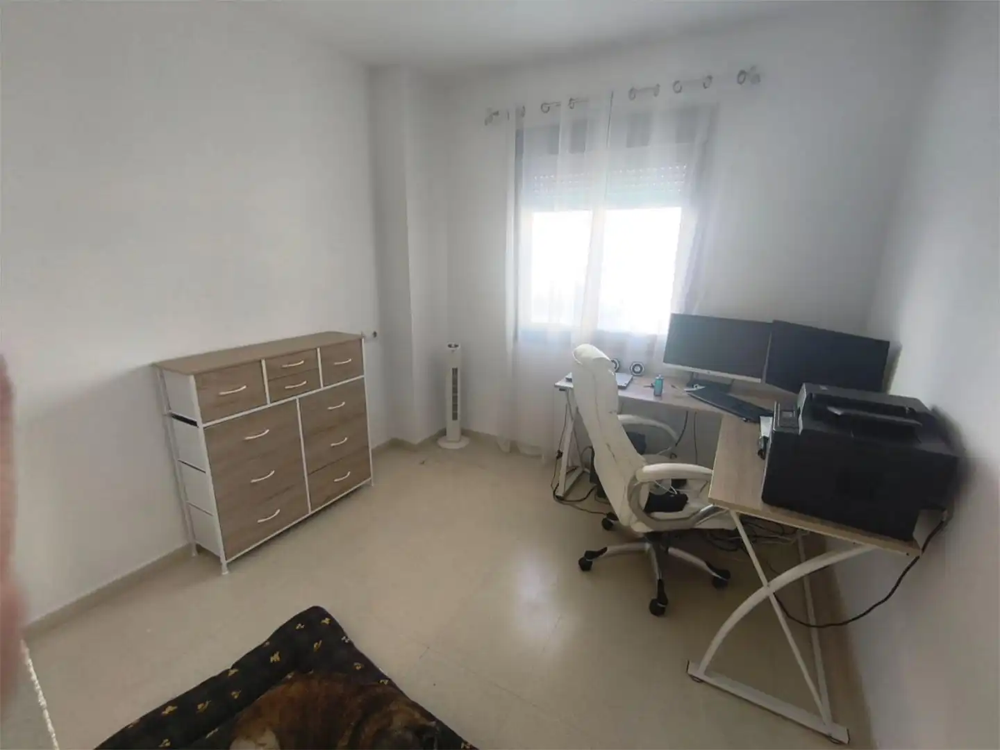 Bedroom of Flat for rent in Algeciras  with Air Conditioner, Heating and Terrace