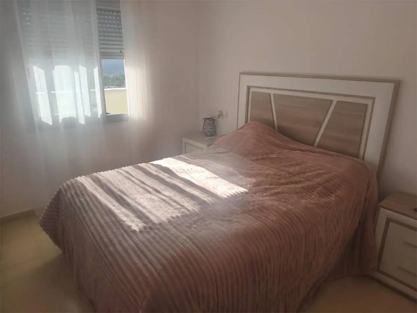 Bedroom of Flat for rent in Algeciras  with Air Conditioner, Heating and Terrace