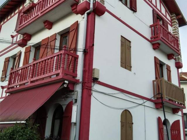 Piso en Venta en Miguel de Alduntzin Kalea, 23 en Agustinak / Agustinas -  Markola