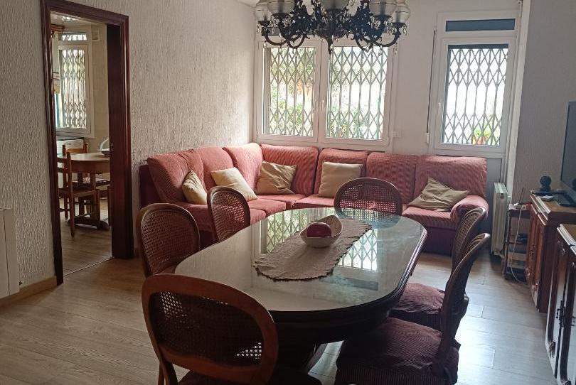 Foto 1 de Dúplex en venda a Carrer Major, 43b, Riu Nord, Barcelona