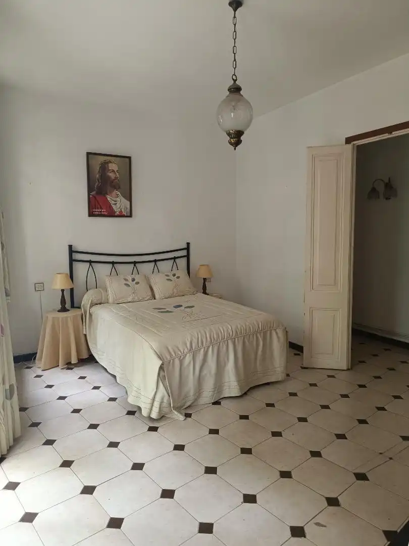Dormitori de Pis en venda en Santa Coloma de Gramenet amb Aire condicionat, Calefacció i Jardí privat