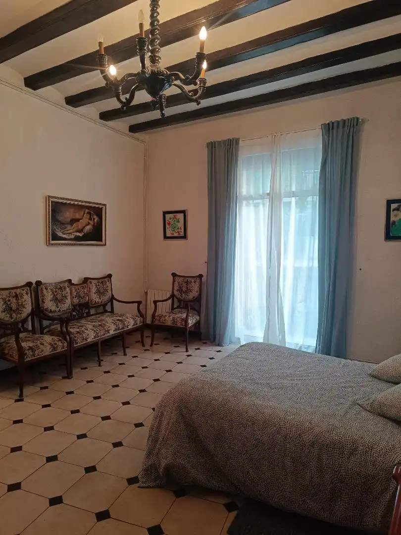 Dormitori de Pis en venda en Santa Coloma de Gramenet amb Aire condicionat, Calefacció i Jardí privat