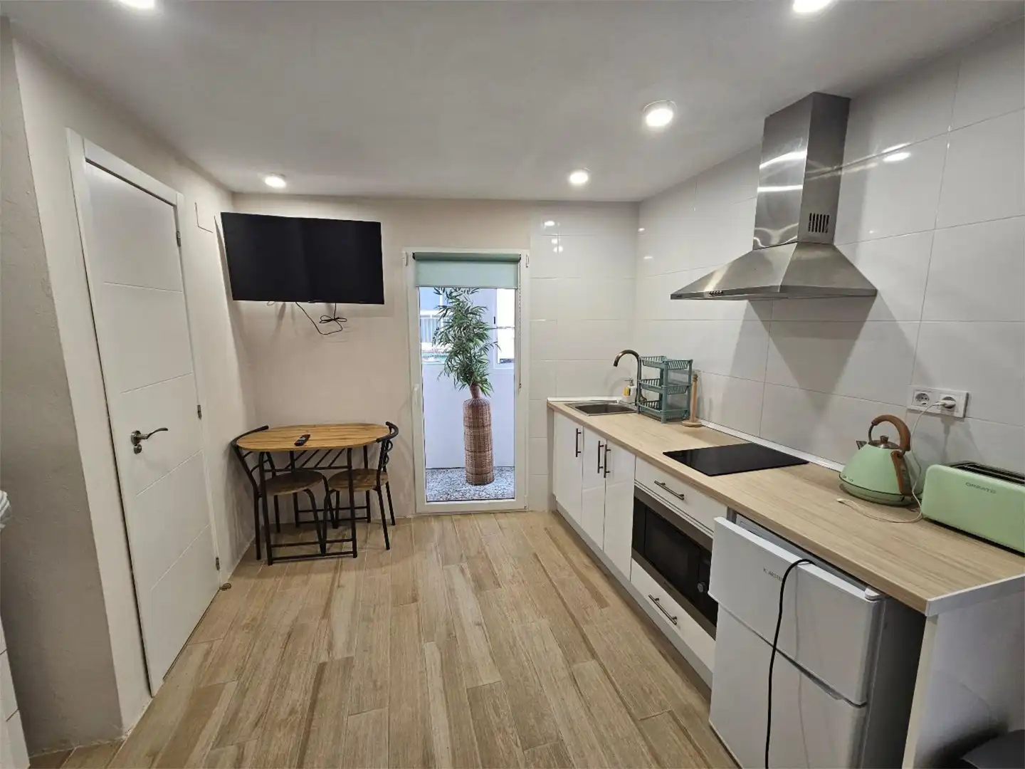 Kitchen of Flat for sale in Vinaròs  with Air Conditioner, Terrace and Balcony