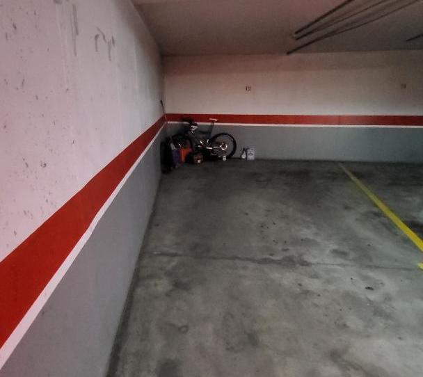 Garatge en venda a Avenida de Los Cuerpos de Obras Publicas, 15, Santo Domingo de la Calzada, La Rioja - imatge 1 Foto 1 de Garatge en venda a Avenida de Los Cuerpos de Obras Publicas, 15, Santo Domingo de la Calzada, La Rioja