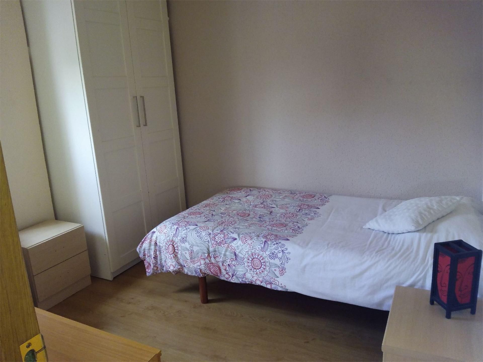 Bedroom of Flat to share in Mataró