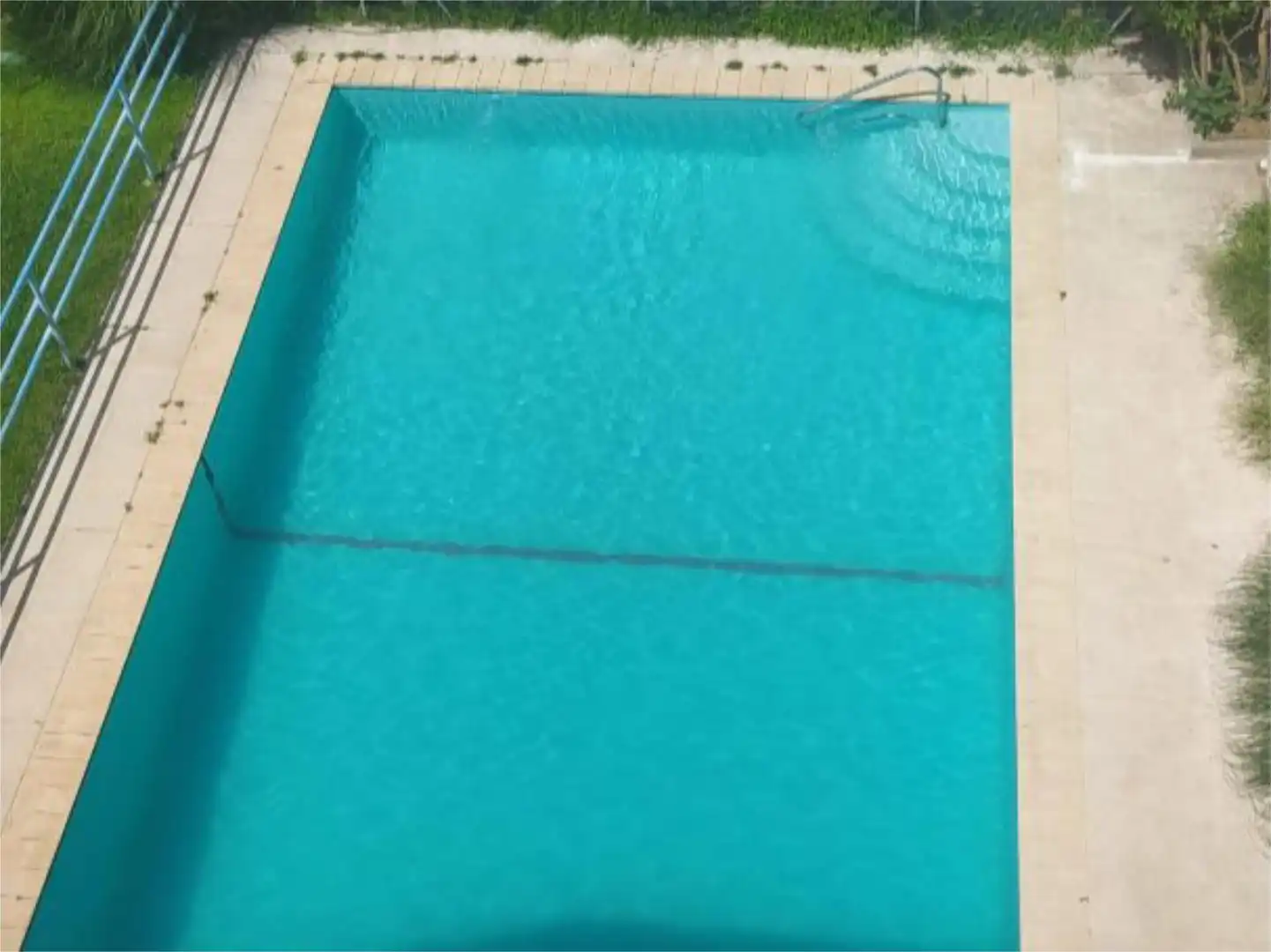 Flat for sale in Calle de la Fuente, 6, San Martín de Valdeiglesias Swimming pool of Flat for sale in San Martín de Valdeiglesias with Heating, Terrace and Swimming Pool