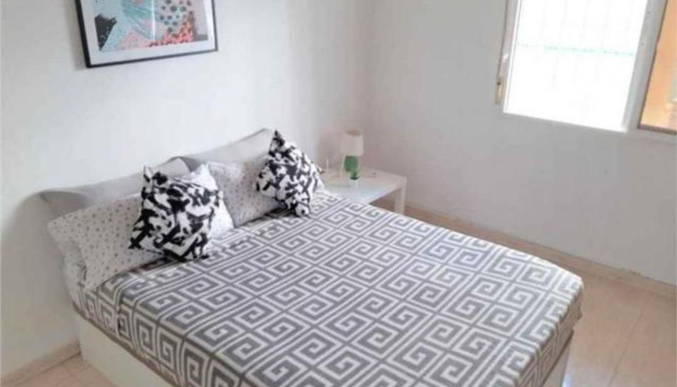 Flat for sale in Playa de los Náufragos, Torrevieja - image 1 Photo 1 of Flat for sale in Playa de los Náufragos, Torrevieja