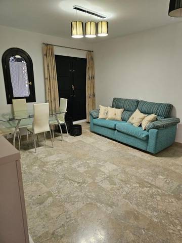 Piso en Alquiler en Avenida Madrid, 1A en La Zubia Ciudad