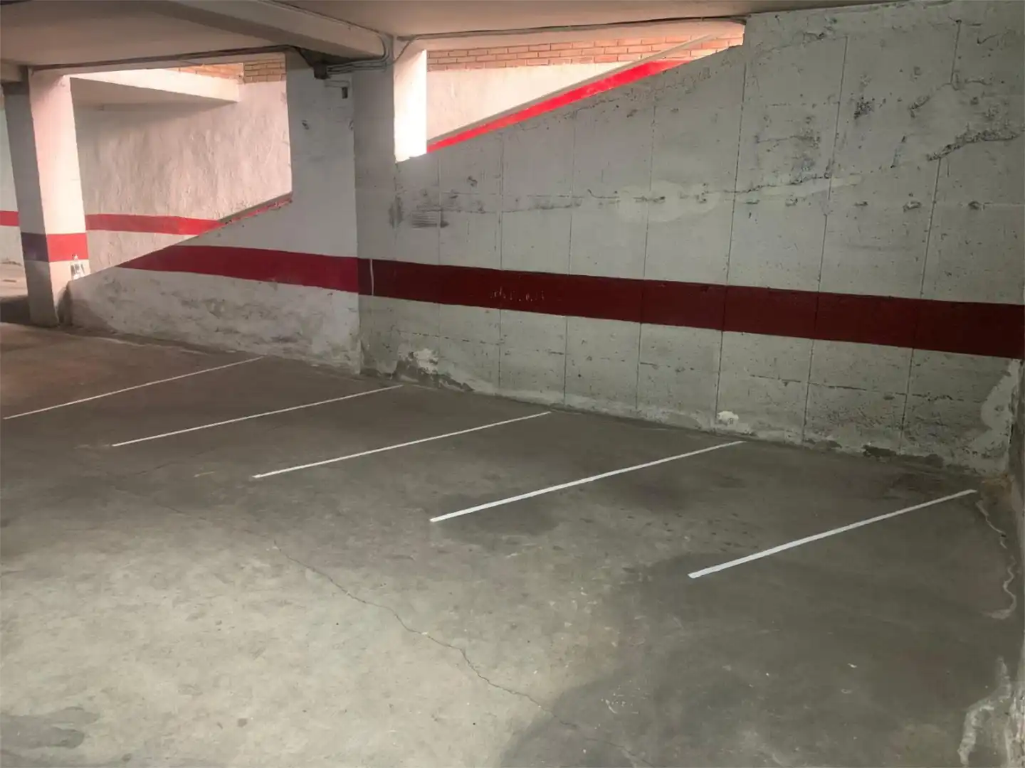 Garaje de alquiler en Calle del Alcalde de la Cruz Ceballos, 16, Ciudad Jardín - Zoco Parking de Garaje de alquiler en Córdoba