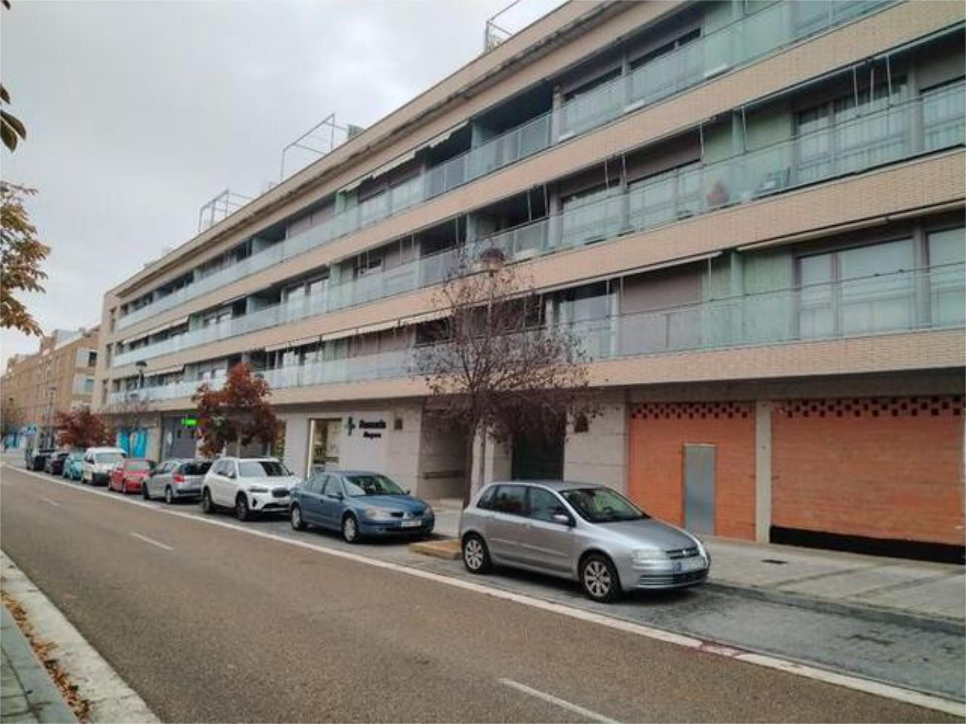 Piso de alquiler en Las Villas - Valparaiso - El Peral Vista exterior de Piso de alquiler en Valladolid Capital con Calefacción, Jardín privado y Terraza