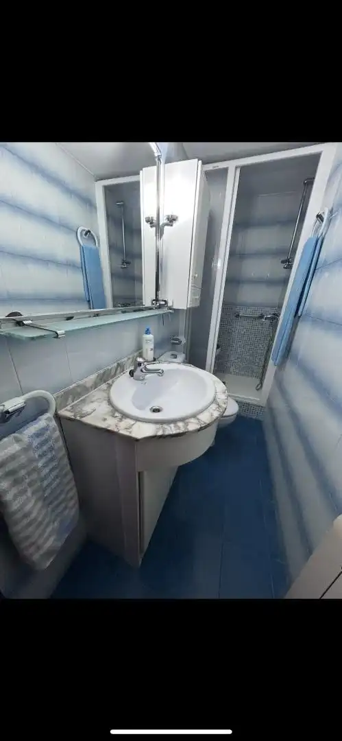 Dúplex en venta en Passeig del Ferrocarril, 1, Centre Baño de Dúplex en venta en Rubí con Aire acondicionado y Balcón
