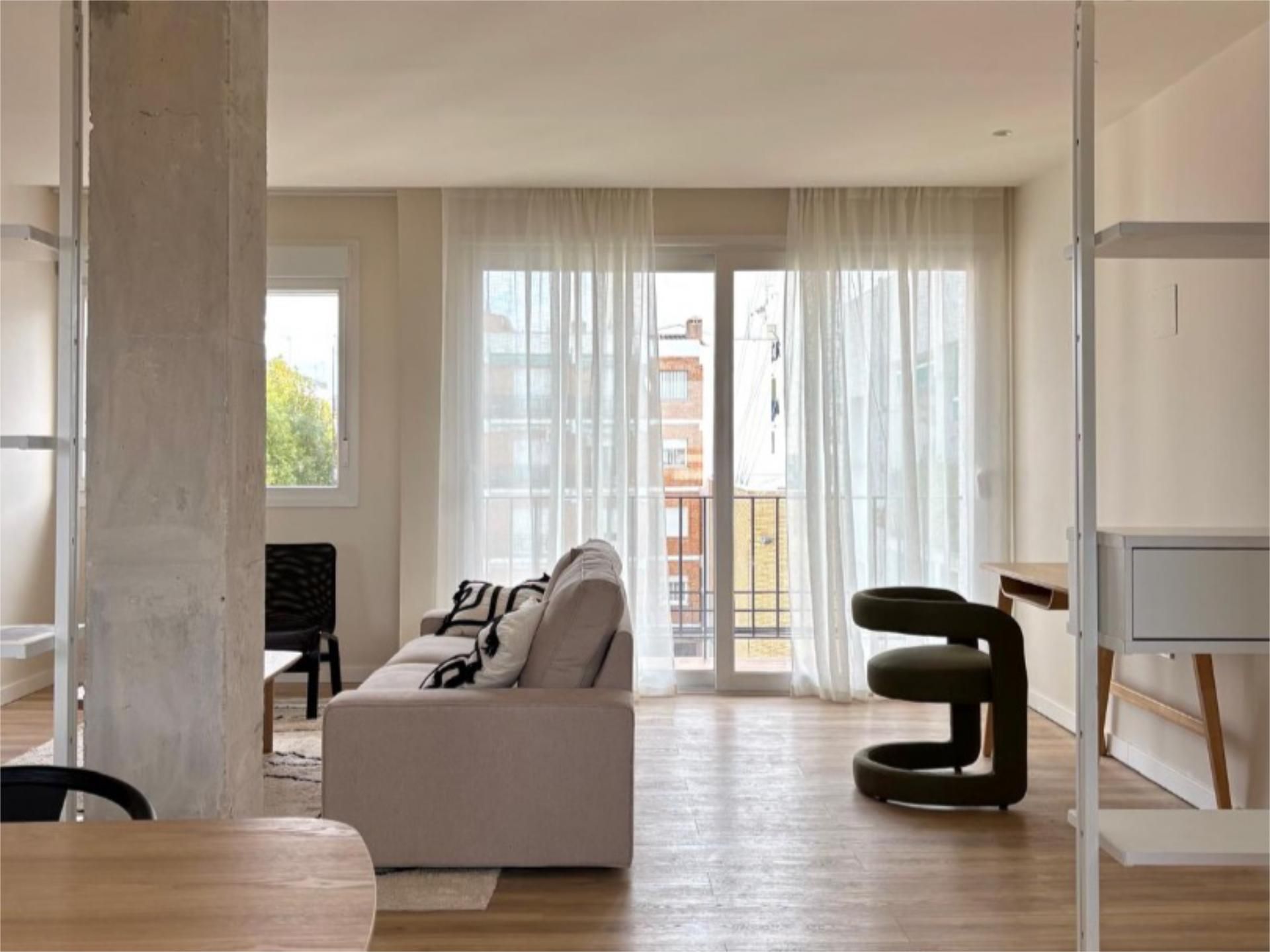 Living room of Flat to rent in Almendralejo  with Air Conditioner, Terrace and Balcony