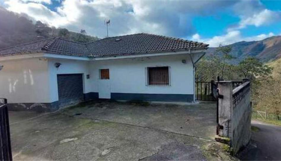 Foto 1 de Casa adosada en venda a San Pedro - Siana, Asturias