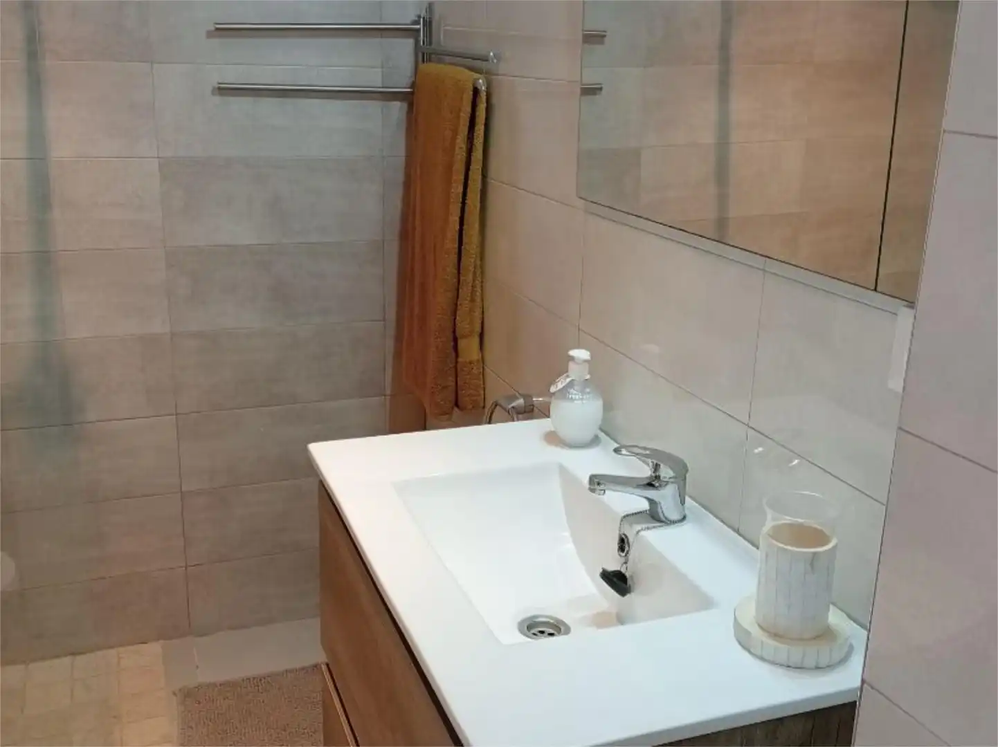 Pis en venda a Carrer de la Marinada, 21c, Francolí - Freser - Noguera Bany de Pis en venda en Empuriabrava amb Aire condicionat, Terrassa i Piscina