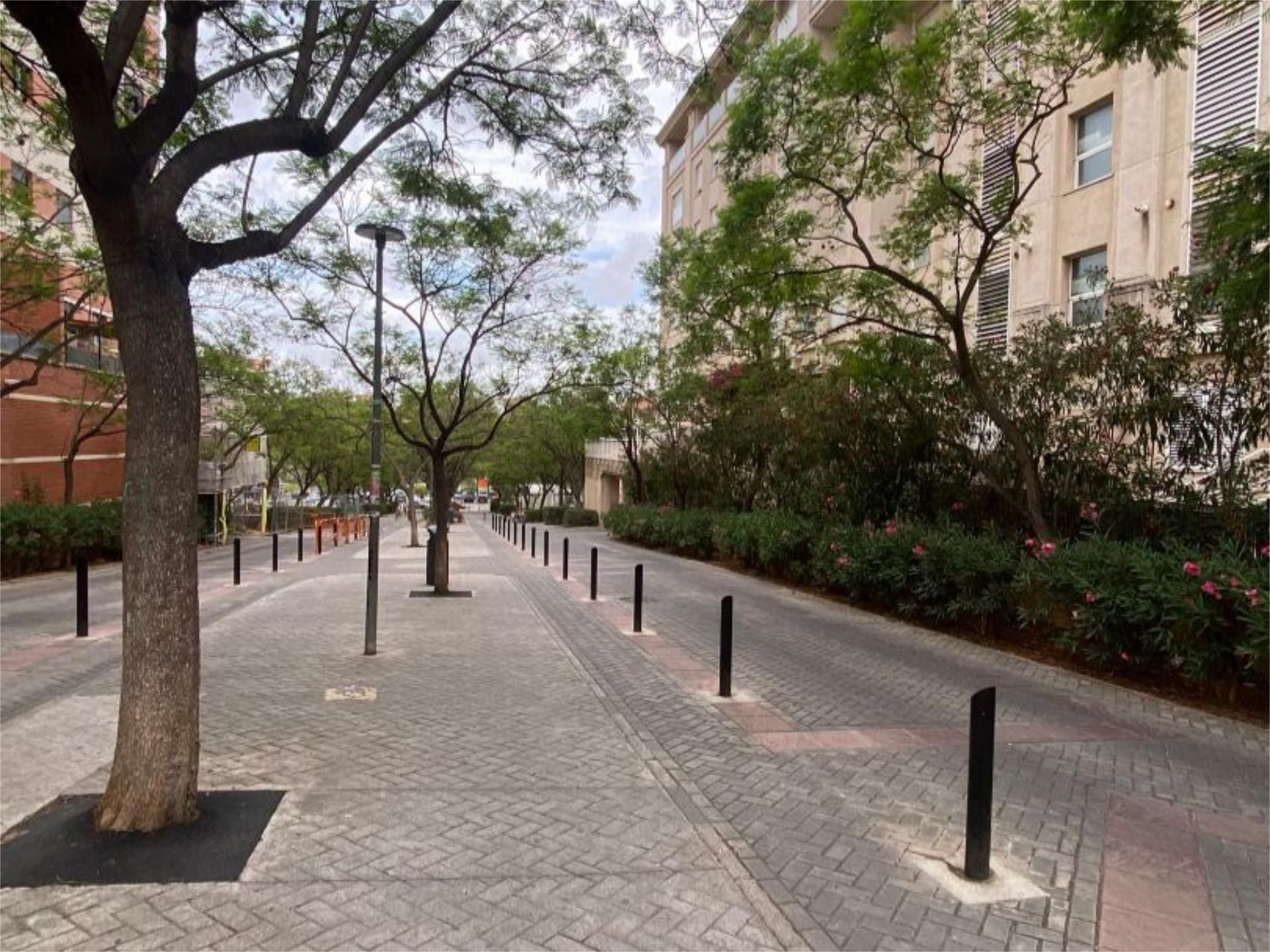 Exterior view of Flat for sale in Paterna  with Air Conditioner, Terrace and Swimming Pool