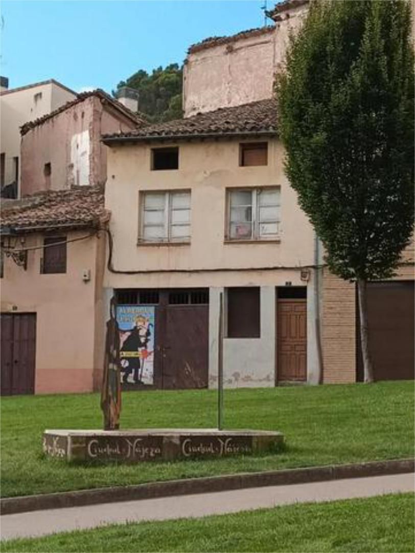 Casa o xalet en venda a Nájera Vista exterior de Casa o xalet en venda en Nájera