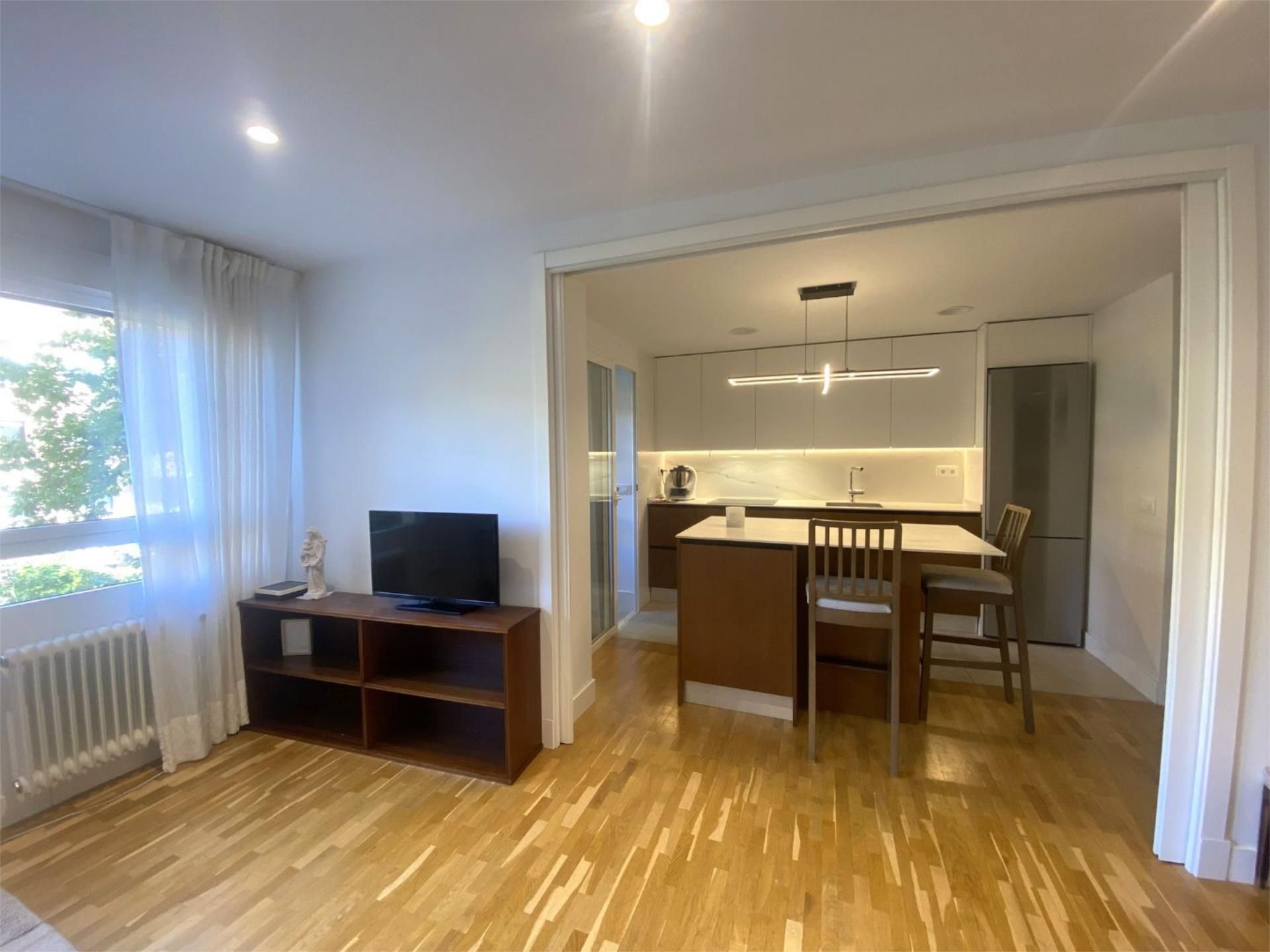 Cuina de Pis en venda en Pozuelo de Alarcón amb Aire condicionat, Calefacció i Parquet