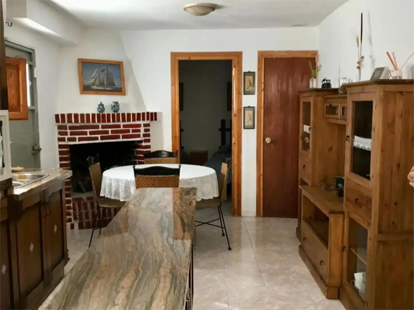 Menjador de Casa adosada en venda en Torvizcón amb Aire condicionat, Terrassa i Balcó