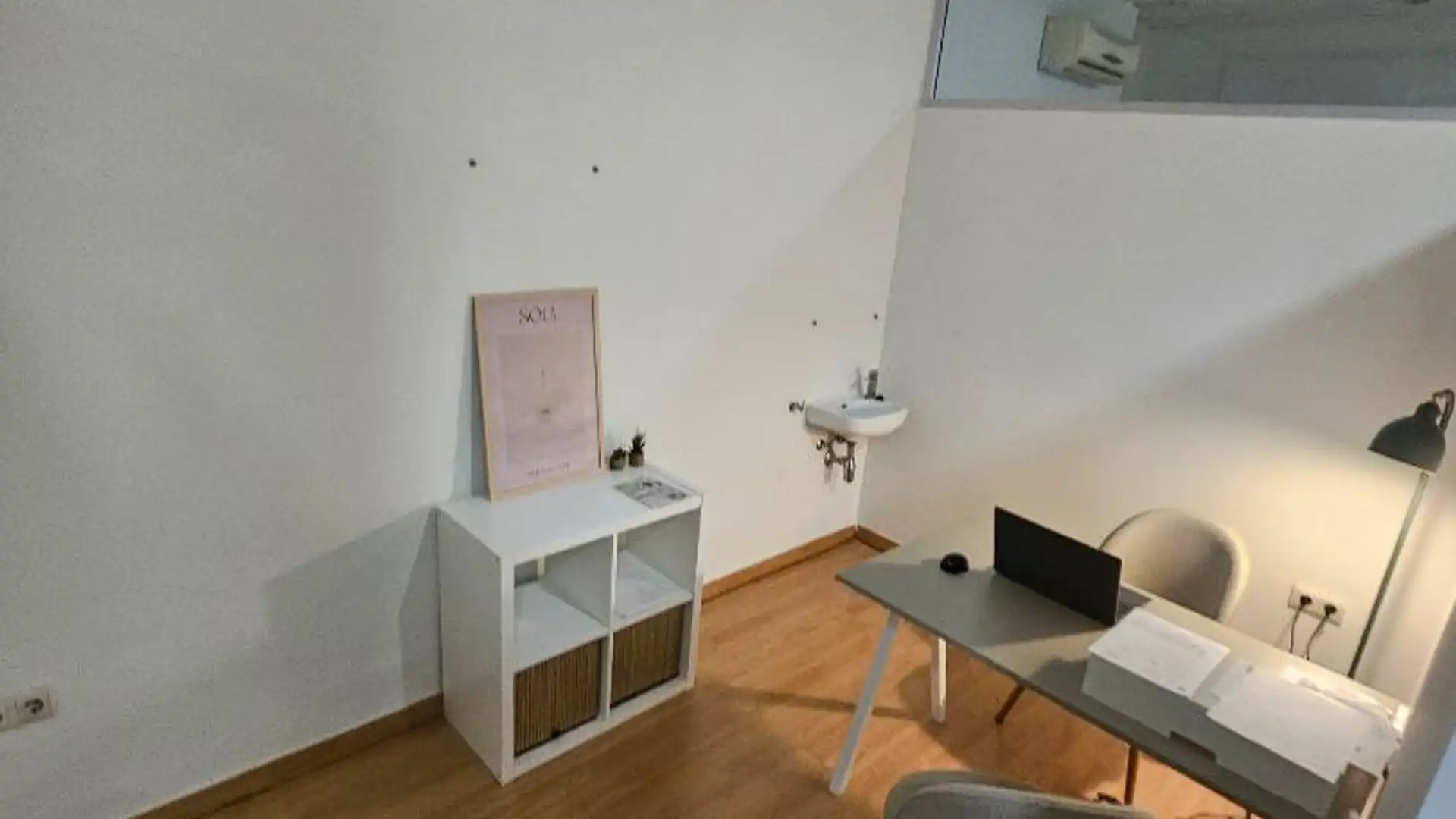 Premises for rent in  Valencia Capital  with Air Conditioner, Heating and Parquet flooring