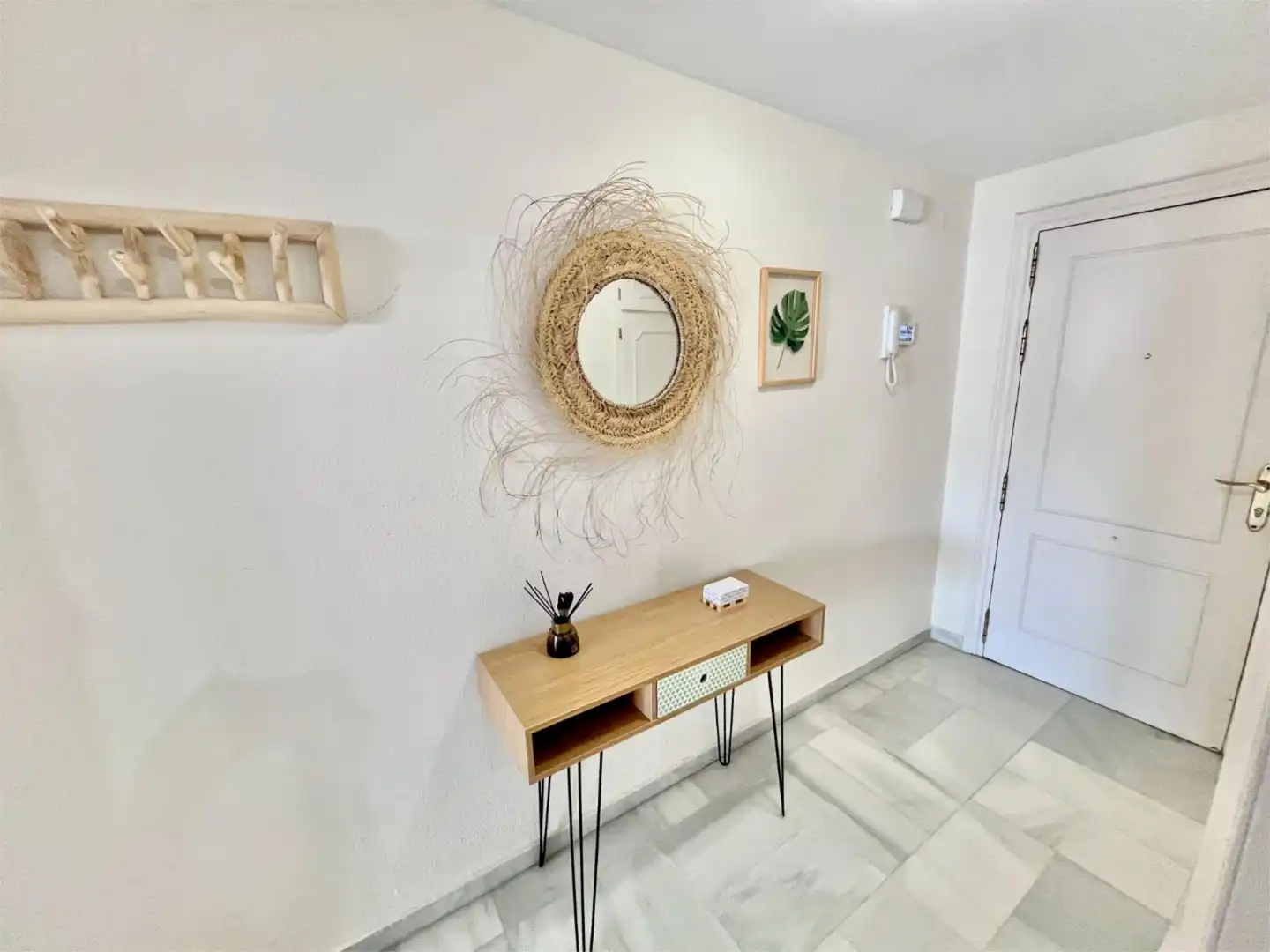 Piso en venta en Camino de los Manchones, 4, Nagüeles Alto Piso en venta en Marbella con Aire acondicionado, Calefacción y Jardín privado