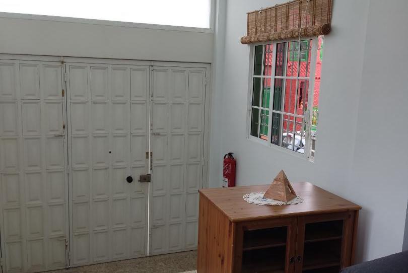 Office to rent in Calle Bartolome Benitez, 19, Gracia, Santa Cruz de Tenerife - image 1 Photo 1 of Office to rent in Calle Bartolome Benitez, 19, Gracia, Santa Cruz de Tenerife