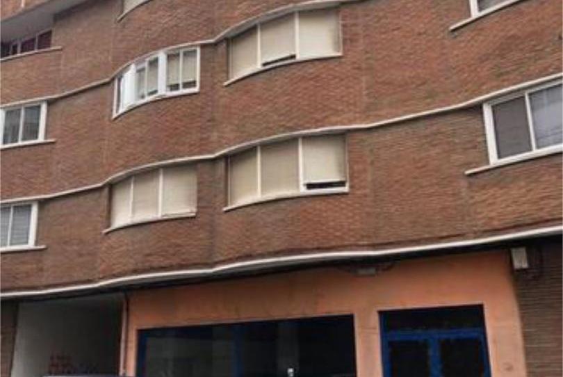 Foto 1 de Pis de lloguer a Bembibre, León