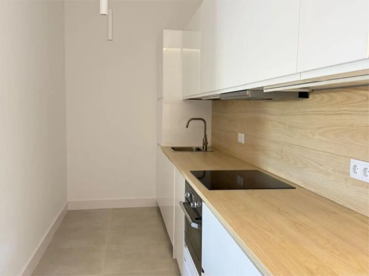 Loft de lloguer a Calle Damian Sanchez Lopez, 6, Praderón Cuina de Loft de lloguer en San Sebastián de los Reyes amb Aire condicionat, Calefacció i Moblat