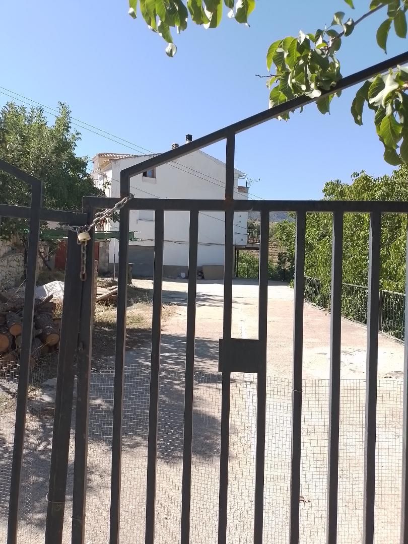 Vista exterior de Pis en venda en Nerpio amb Terrassa i Moblat