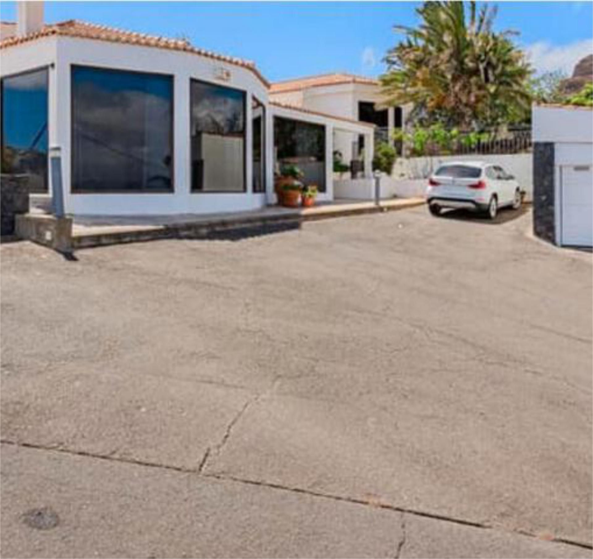 Parking of House or chalet for sale in  Santa Cruz de Tenerife Capital  with Heating, Private garden and Terrace