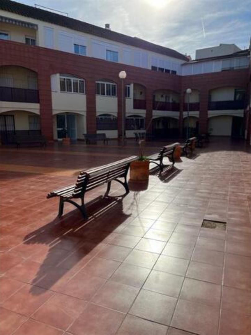 Pis en venda a La Algaba Terrassa de Pis en venda en La Algaba amb Calefacció i Moblat