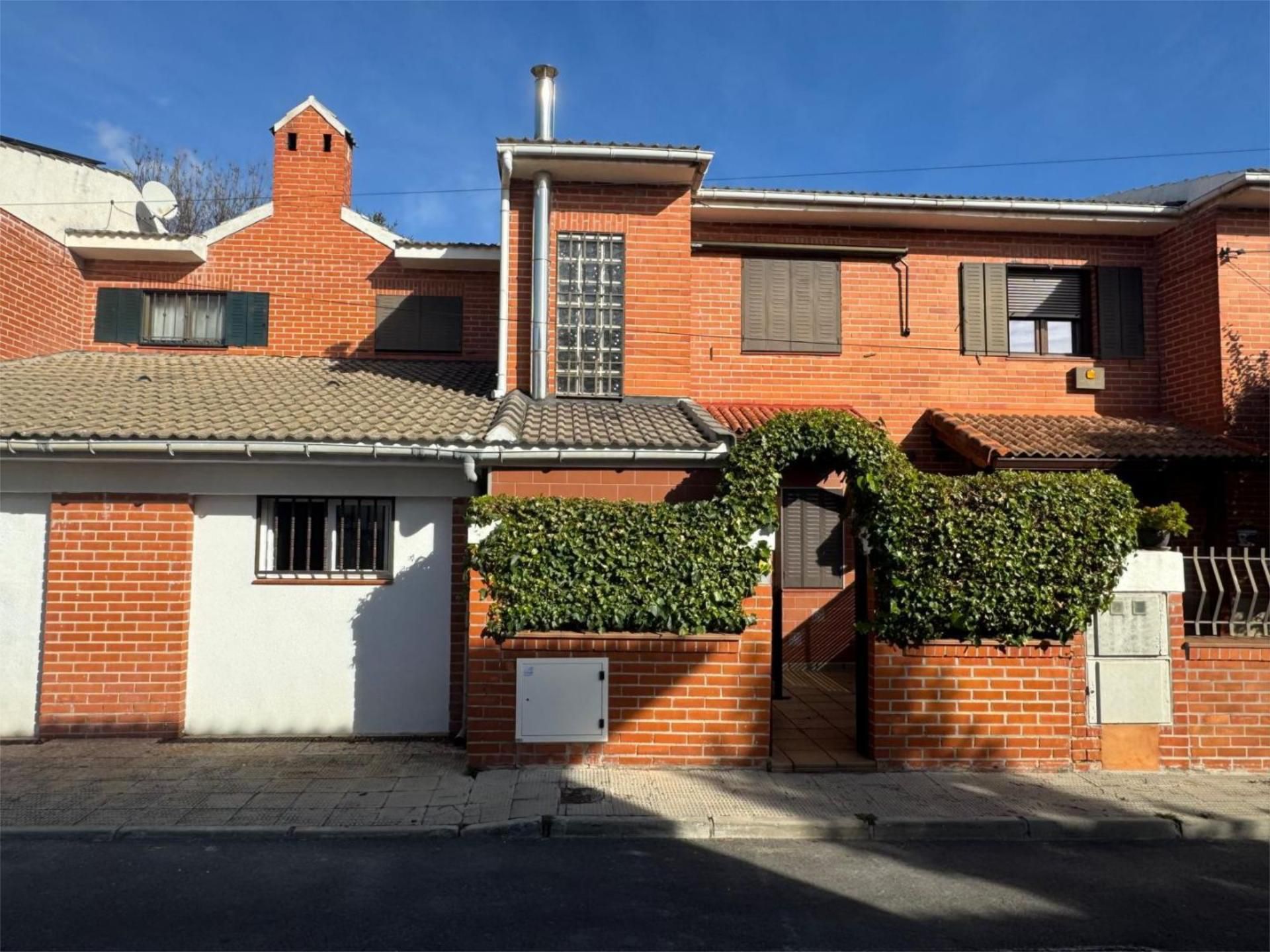 Casa adosada en venda a Plaza de la Concepción, 2, La Cabrera Casa adosada en venda a Plaza de la Concepción, 2, La Cabrera