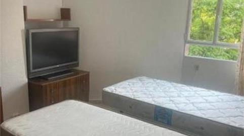 Photo 3 of Apartment to rent in Carolinas Altas, Alicante