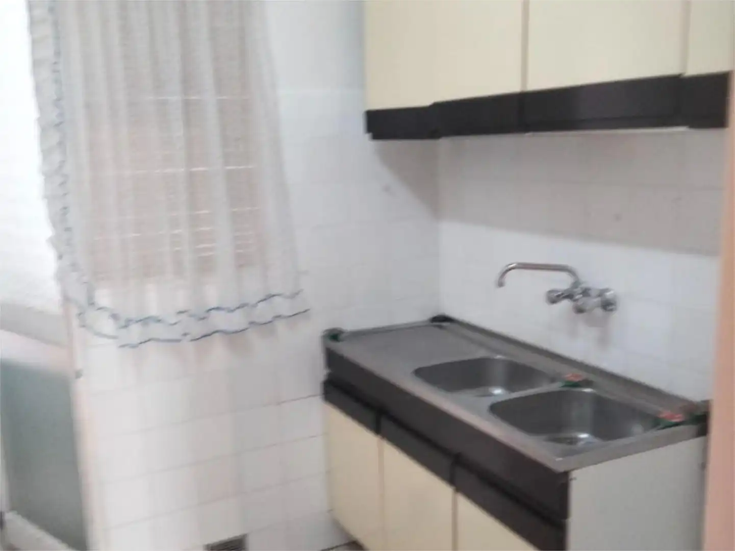 Kitchen of Flat for sale in Sevilla  with Terrace and Balcony