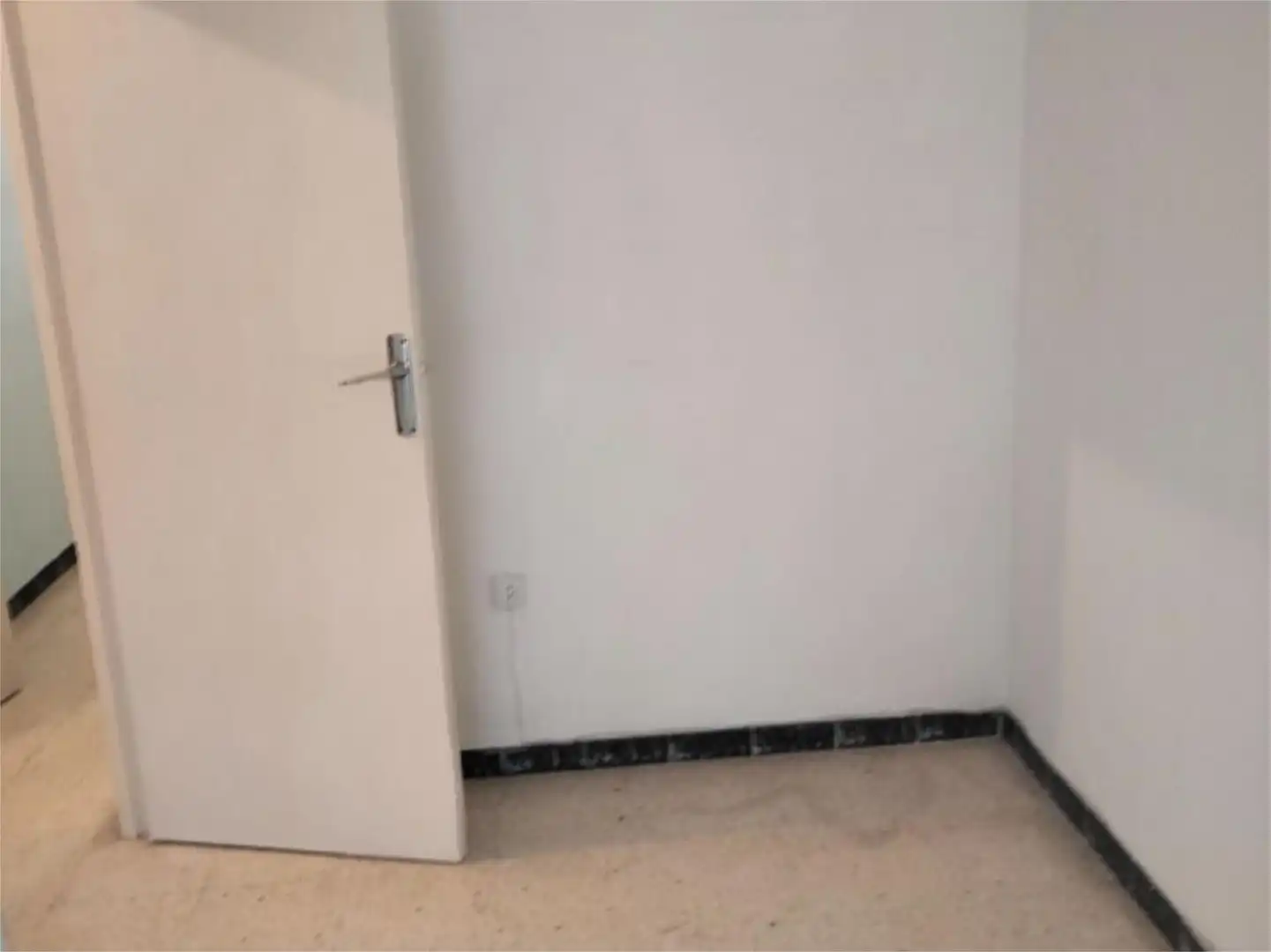 Bedroom of Flat for sale in Sevilla  with Terrace and Balcony